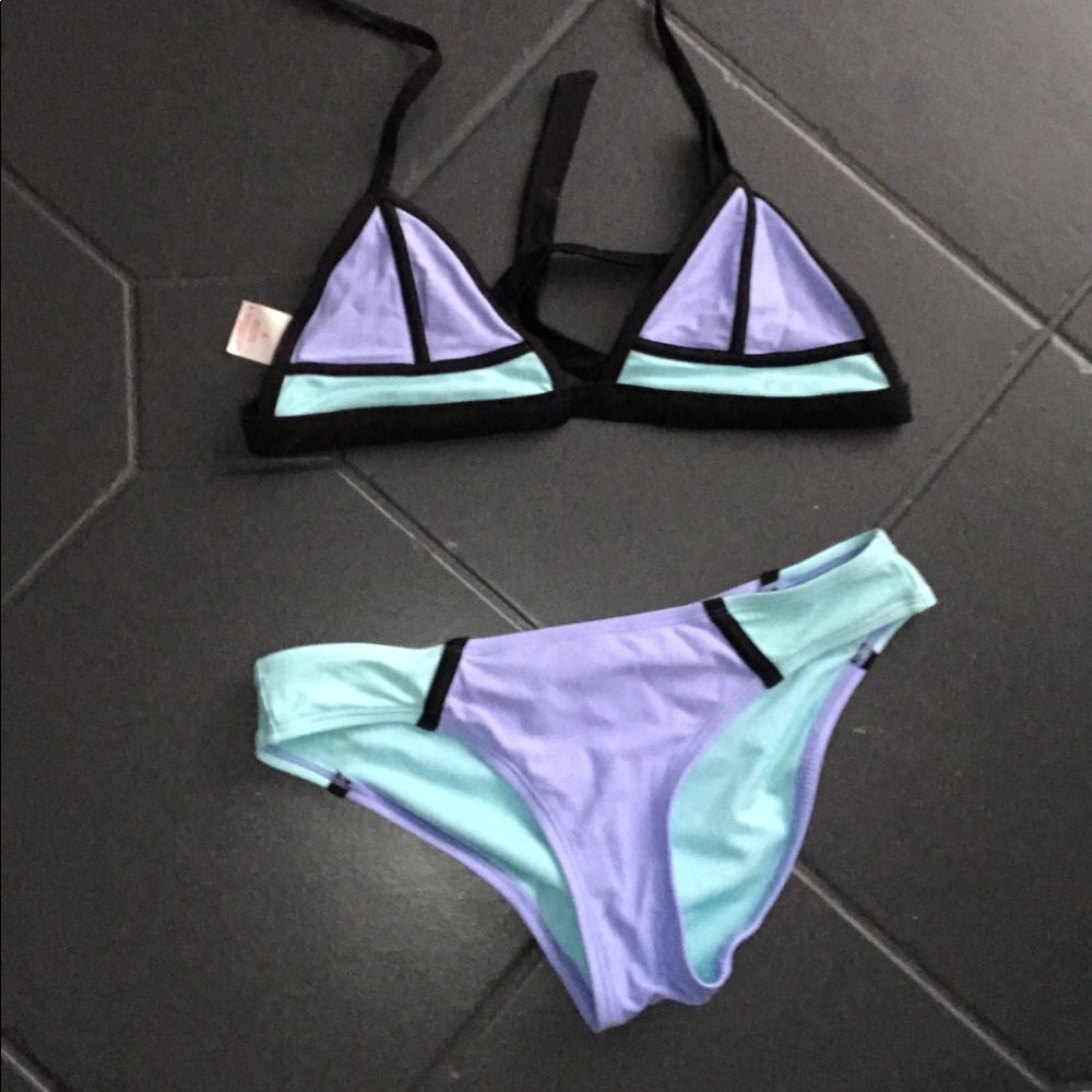 Target brand bikini - Picture 2 of 4
